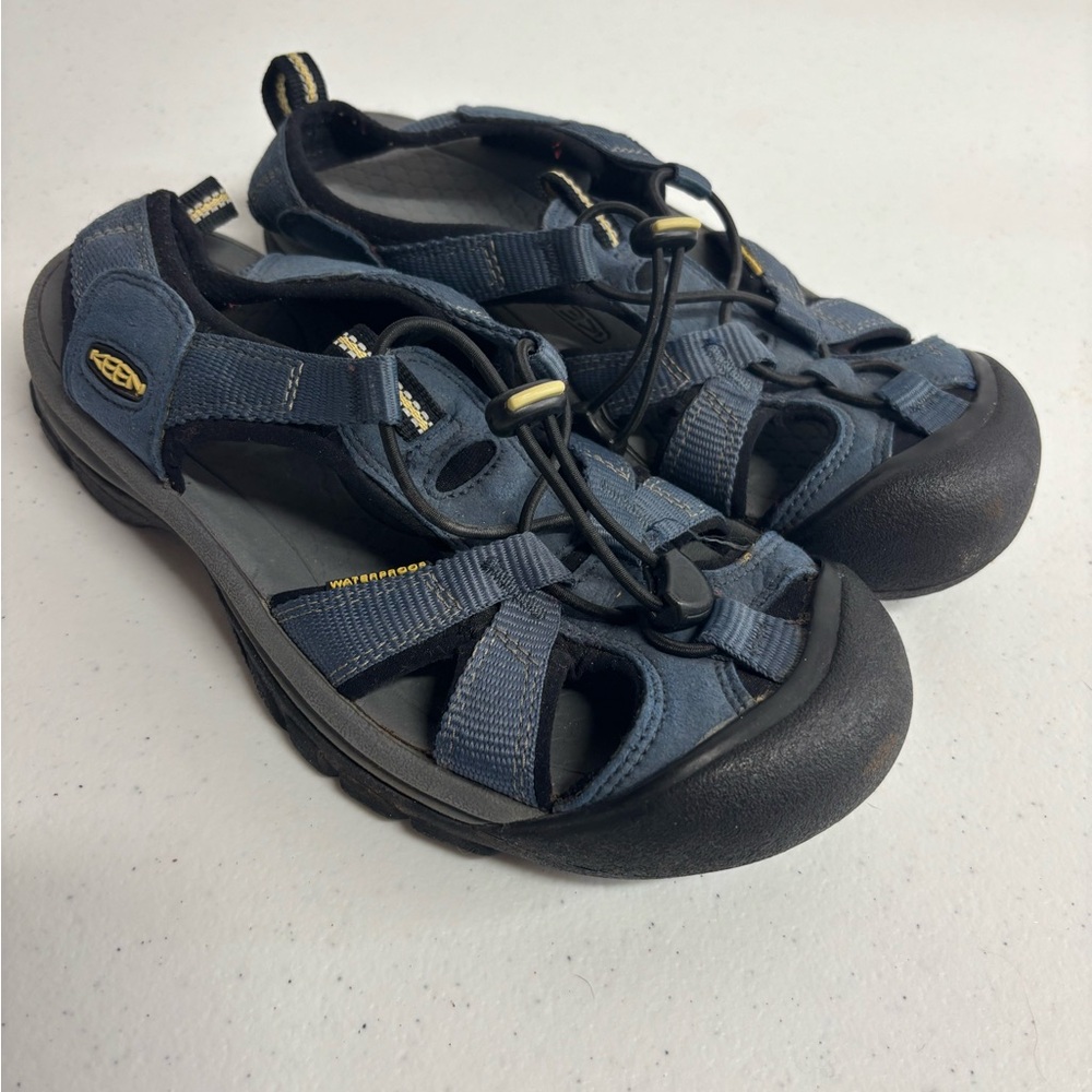 KEEN Women's Venice H2 Women Size 7.5 Waterproof Sandal